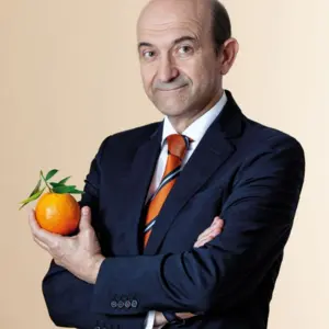 Retrato de Miguel Ángel Martínez-González