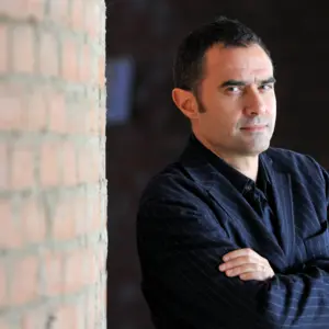 Retrato de Alejandro Zaera-Polo