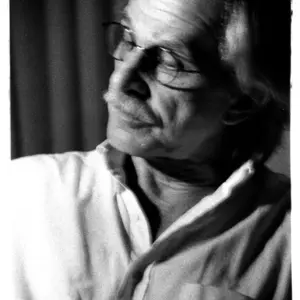 Retrato de Antonio Escohotado