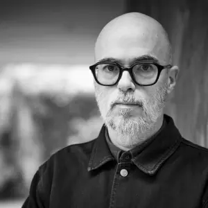 Retrato de  Santiago Loza