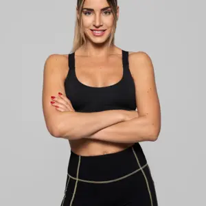 Retrato de  Nieves Bolós (@niieves_fit)