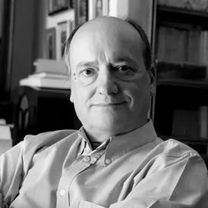 Retrato de  Gustavo Martín Garzo