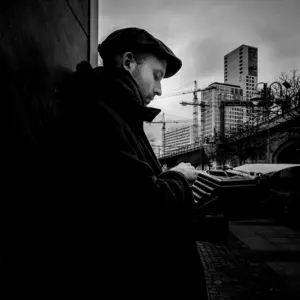 Retrato de Marc-Uwe Kling