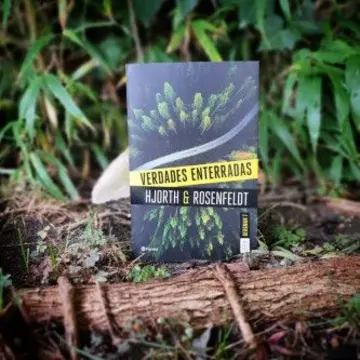 Portada Verdades  enterradas (Serie Bergman 7)