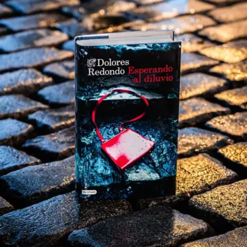 Imagen extra Esperando al diluvio 0